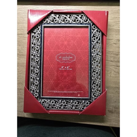 St. Nicholas Square Snowflake 4" x 6" Metal Picture Frame - Picture 1 of 6